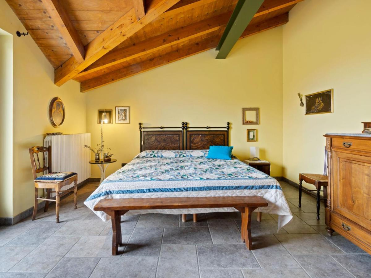 Belvilla By Oyo Secluded Apartment With Balcony Romagnano Sesia Exterior foto