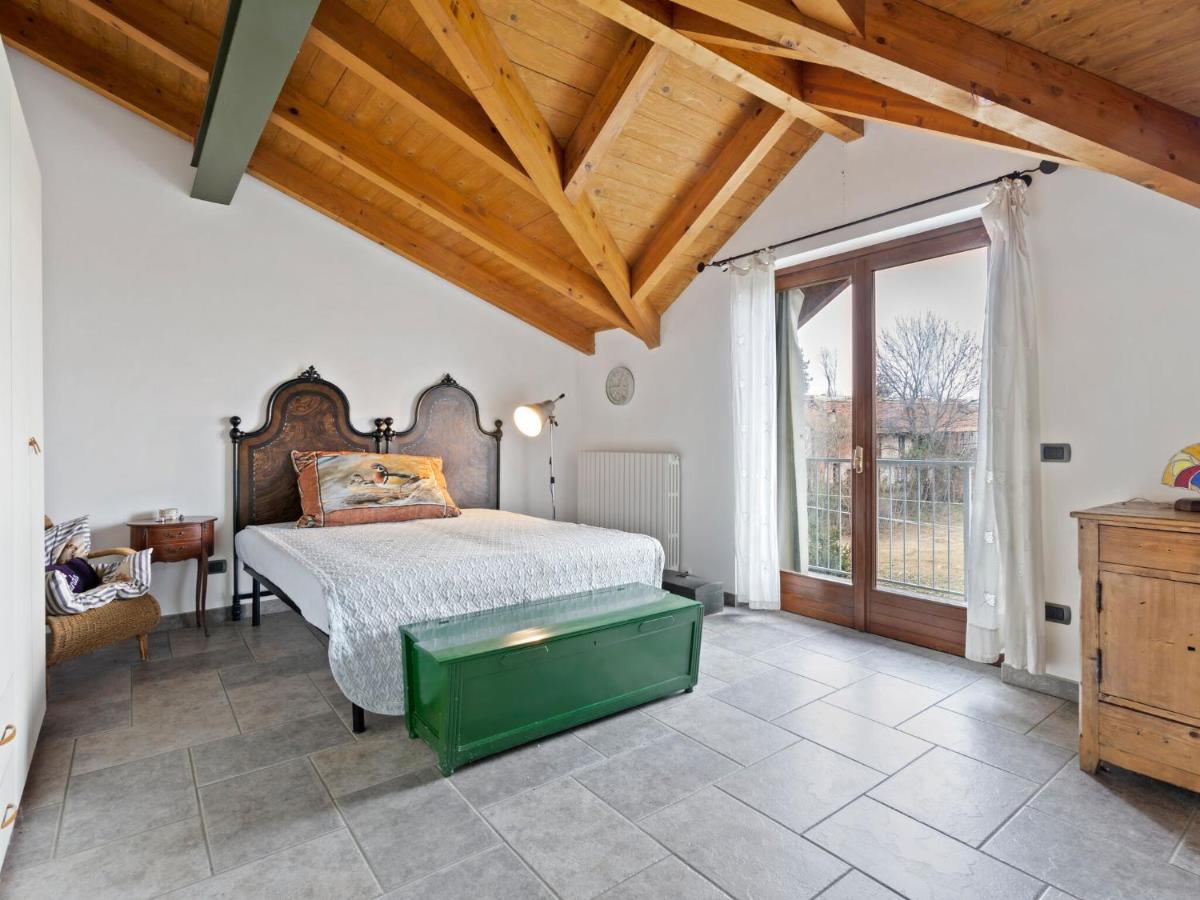 Belvilla By Oyo Secluded Apartment With Balcony Romagnano Sesia Exterior foto
