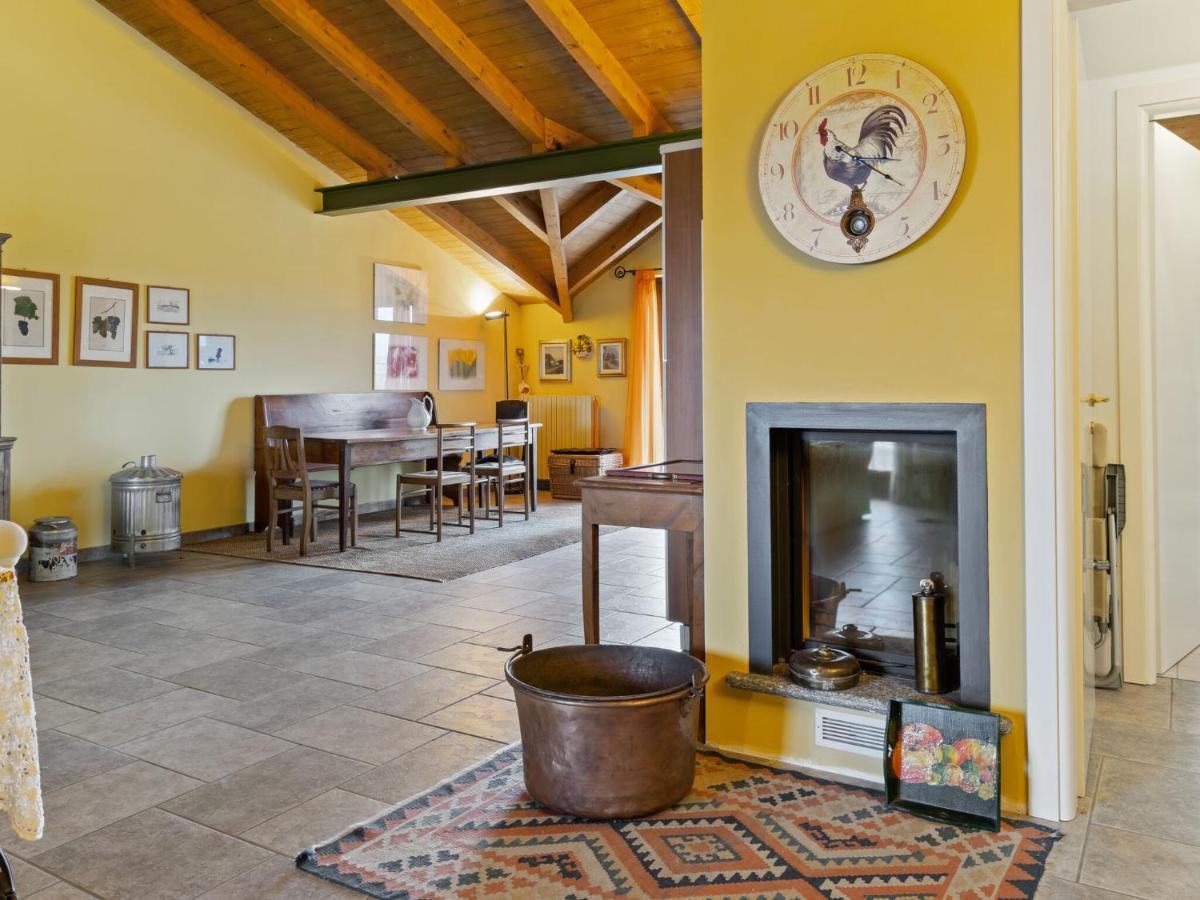 Belvilla By Oyo Secluded Apartment With Balcony Romagnano Sesia Exterior foto